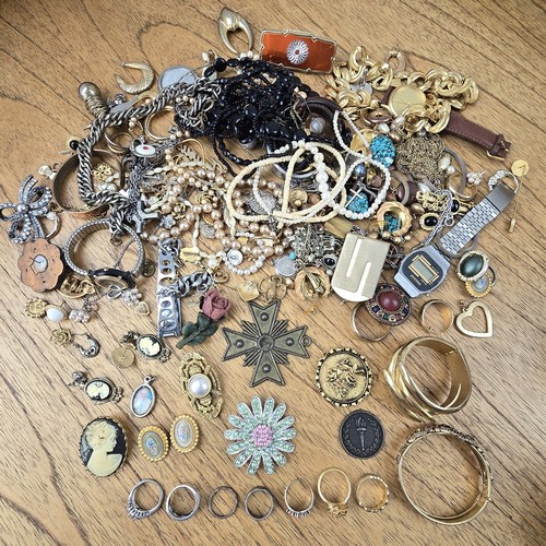 Estate vintage costume - estate, jewelry